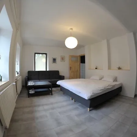 Strelnice Hostel Teplice nad Metují
