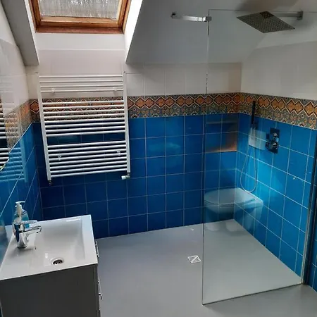 Hostel Strelnice *